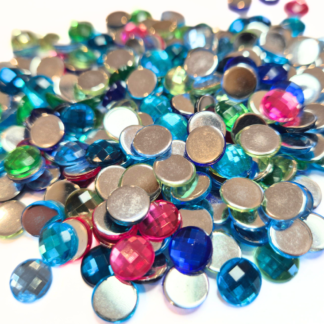 100 rhinestone akryl-cabochoner 8x3 mm, fasetterade (50257)